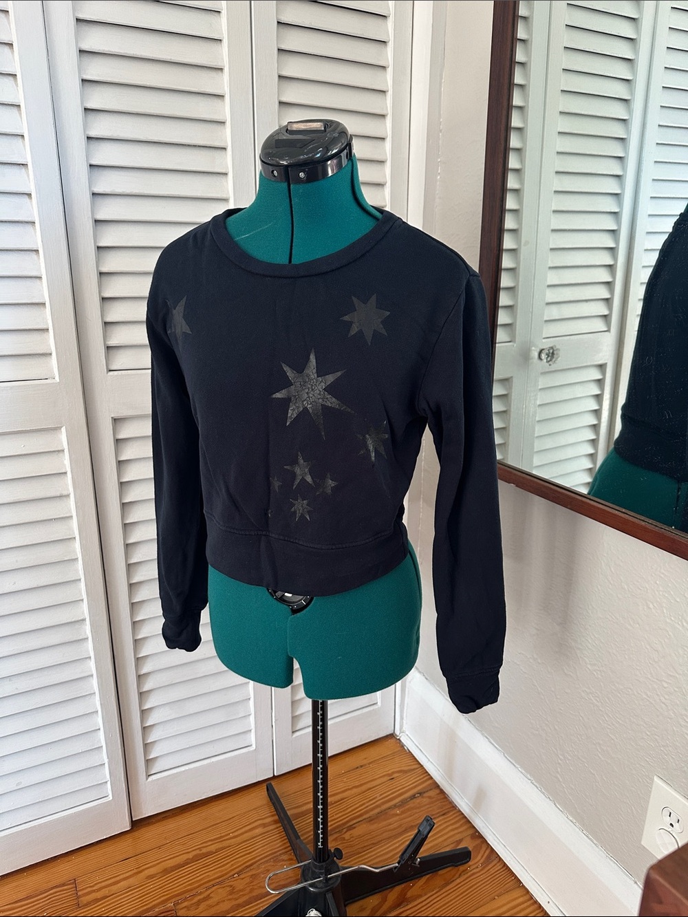 MOTHER Denim Step Up Sweatshirt Star